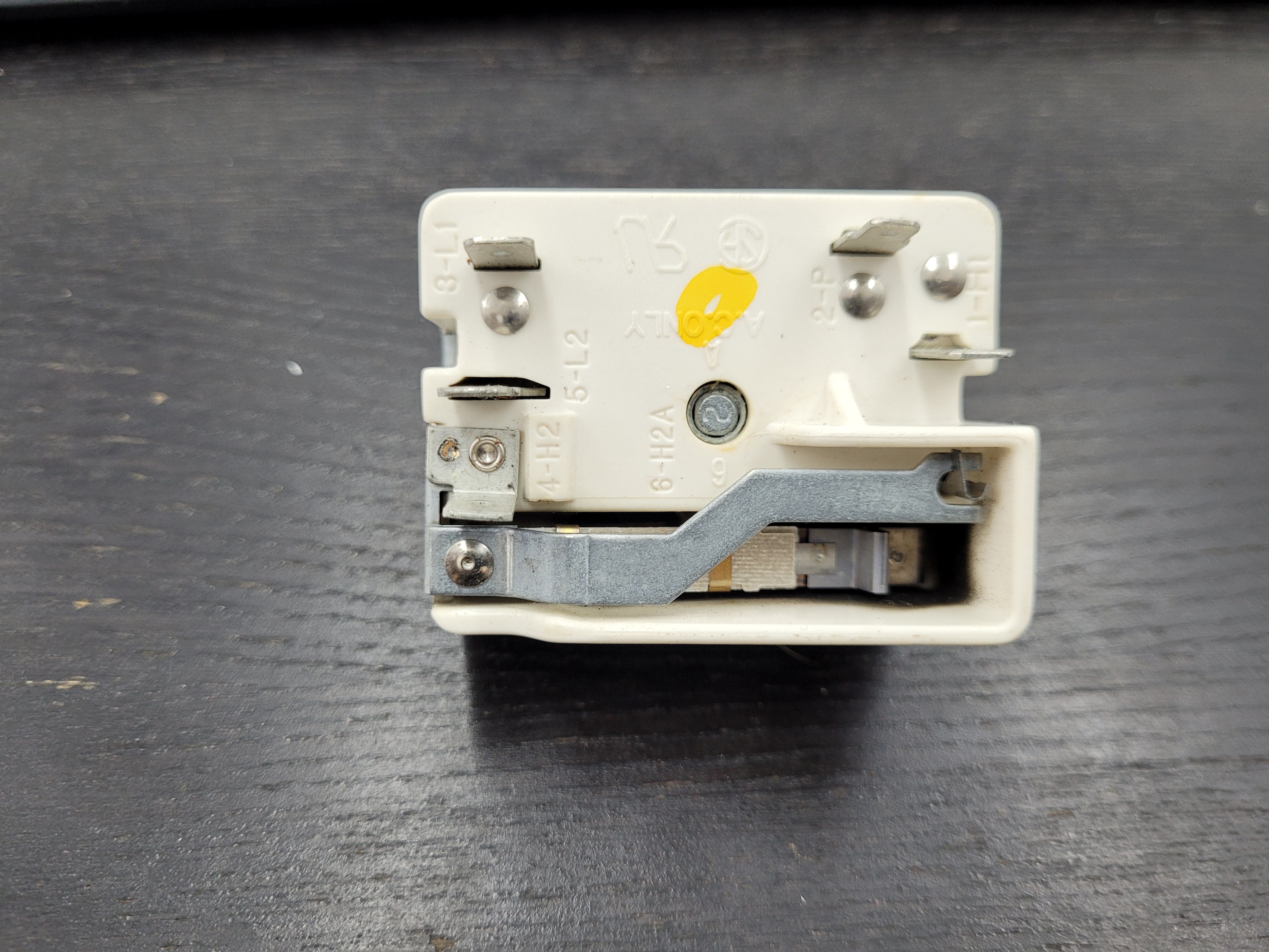 Whirlpool Stove Surface Element Infinite Switch 3148952 Whirlpool Stove Surface Element Infinite Switch 3148952